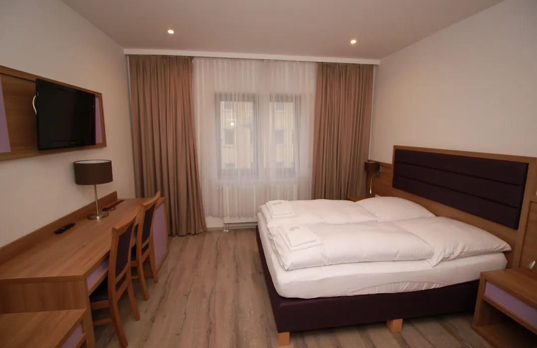 Slamba Hostel-1